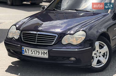 Седан Mercedes-Benz C-Class 2002 в 