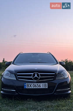 Универсал Mercedes-Benz C-Class 2013 в Каменец-Подольском