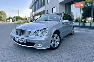 Универсал Mercedes-Benz C-Class 2004 в 