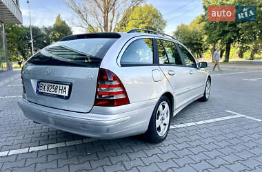 Универсал Mercedes-Benz C-Class 2004 в 