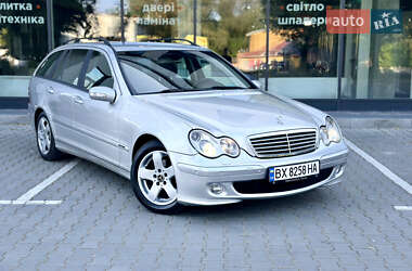 Универсал Mercedes-Benz C-Class 2004 в 