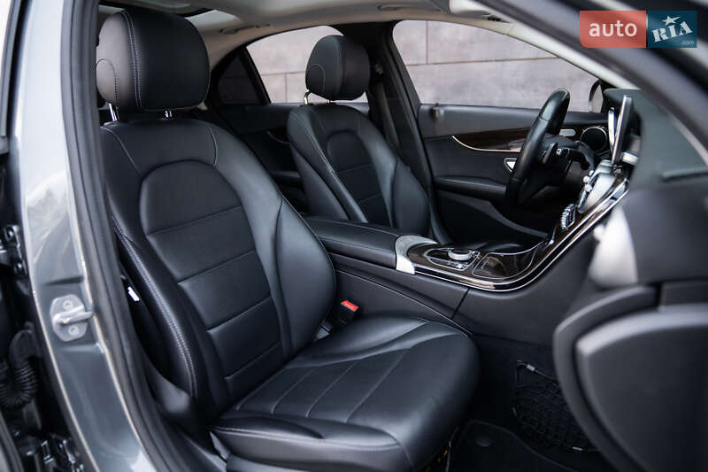 Седан Mercedes-Benz C-Class 2017 в Киеве фото 22 Седан Mercedes-Benz C-Class 2017 в Киеве