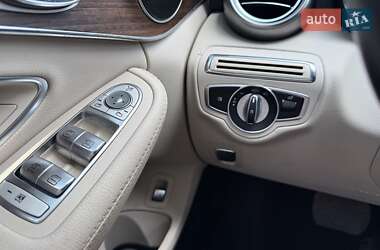 Седан Mercedes-Benz C-Class 2019 в 