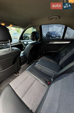 Седан Mercedes-Benz C-Class 2008 в 