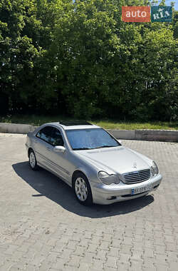 Седан Mercedes-Benz C-Class 2002 в 