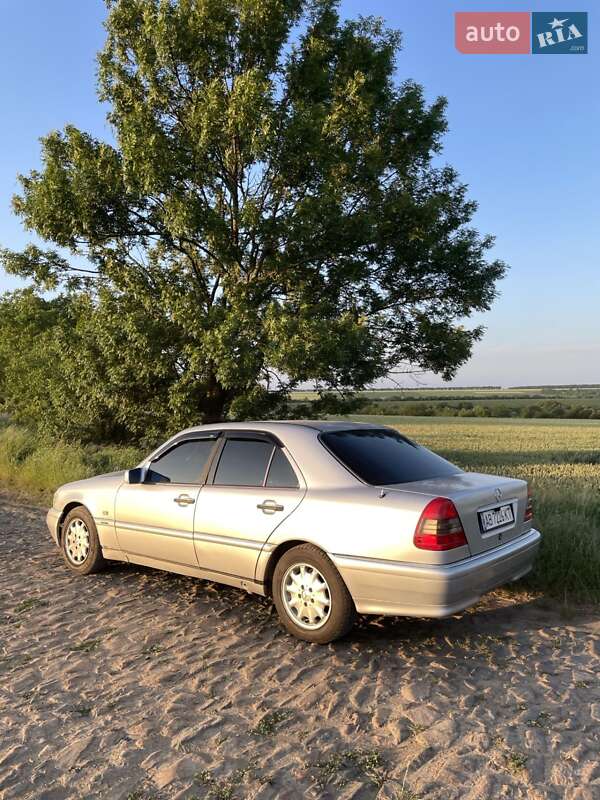 Седан Mercedes-Benz C-Class 1995 в Виннице фото 5 Седан Mercedes-Benz C-Class 1995 в Виннице
