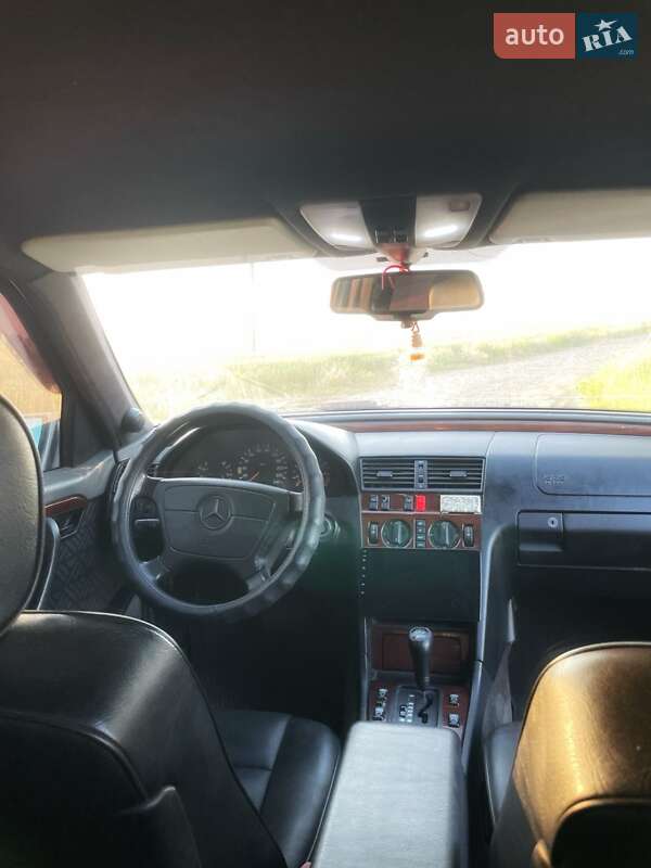 Седан Mercedes-Benz C-Class 1995 в Виннице фото 24 Седан Mercedes-Benz C-Class 1995 в Виннице