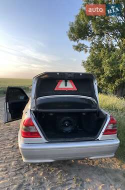 Седан Mercedes-Benz C-Class 1995 в 