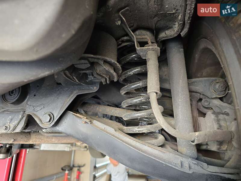 Седан Mercedes-Benz C-Class 2004 в Полтаве