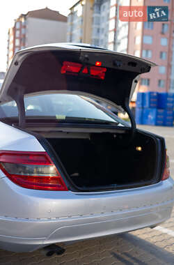 Седан Mercedes-Benz C-Class 2010 в 
