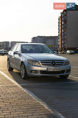 Седан Mercedes-Benz C-Class 2010 в Івано-Франківську