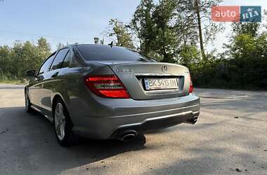 Седан Mercedes-Benz C-Class 2012 в 