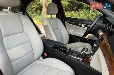 Седан Mercedes-Benz C-Class 2012 в 