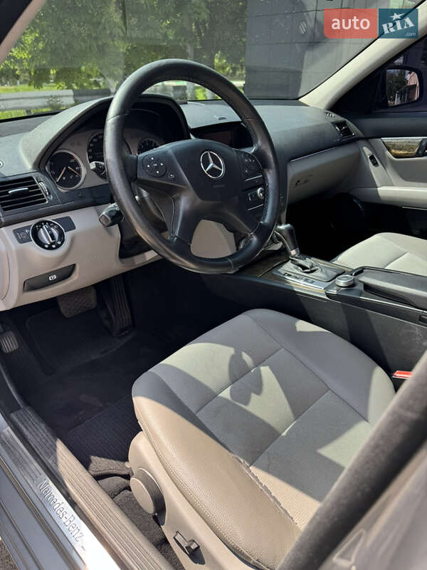 Седан Mercedes-Benz C-Class 2007 в Одессе фото 7 Седан Mercedes-Benz C-Class 2007 в Одессе