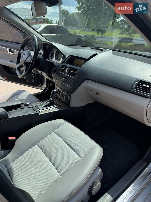 Седан Mercedes-Benz C-Class 2007 в Одессе фото 13 Седан Mercedes-Benz C-Class 2007 в Одессе