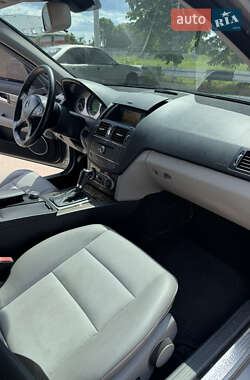 Седан Mercedes-Benz C-Class 2007 в 