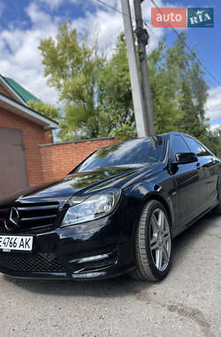Седан Mercedes-Benz C-Class 2009 в 