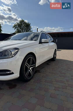 Универсал Mercedes-Benz C-Class 2012 в 