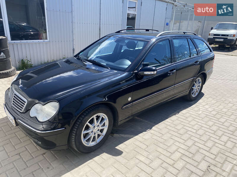 Універсал Mercedes-Benz C-Class 2002 в Вінниці