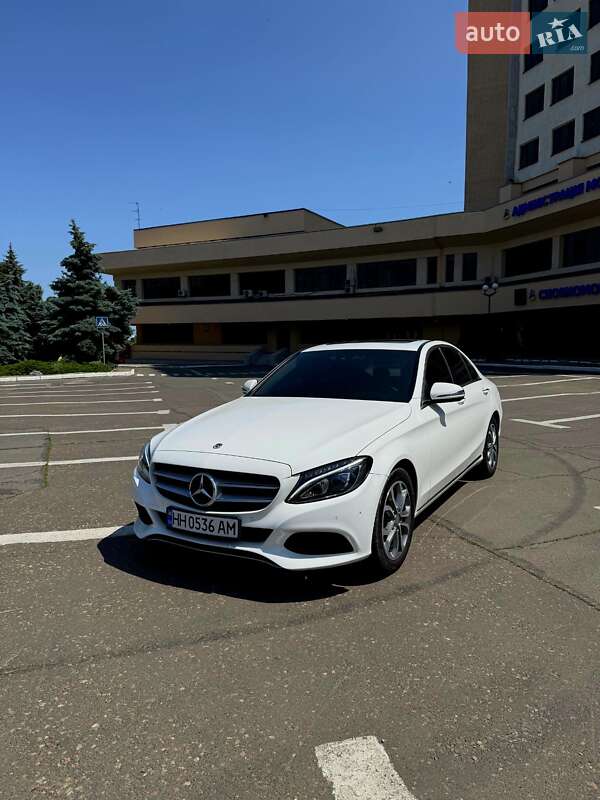 Седан Mercedes-Benz C-Class 2015 в Черноморске