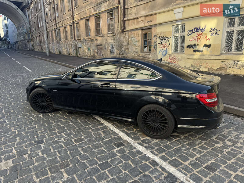 Седан Mercedes-Benz C-Class 2012 в Одессе