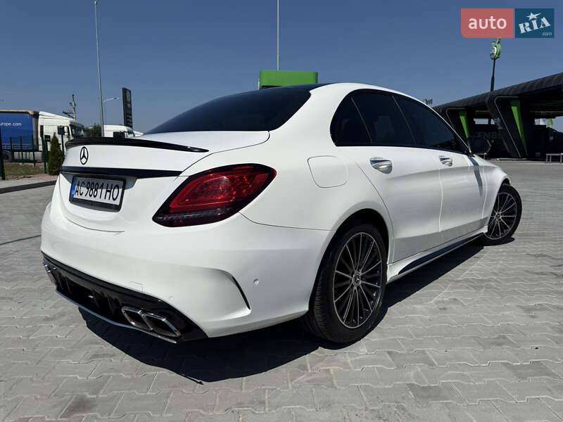 Седан Mercedes-Benz C-Class 2018 в Львове