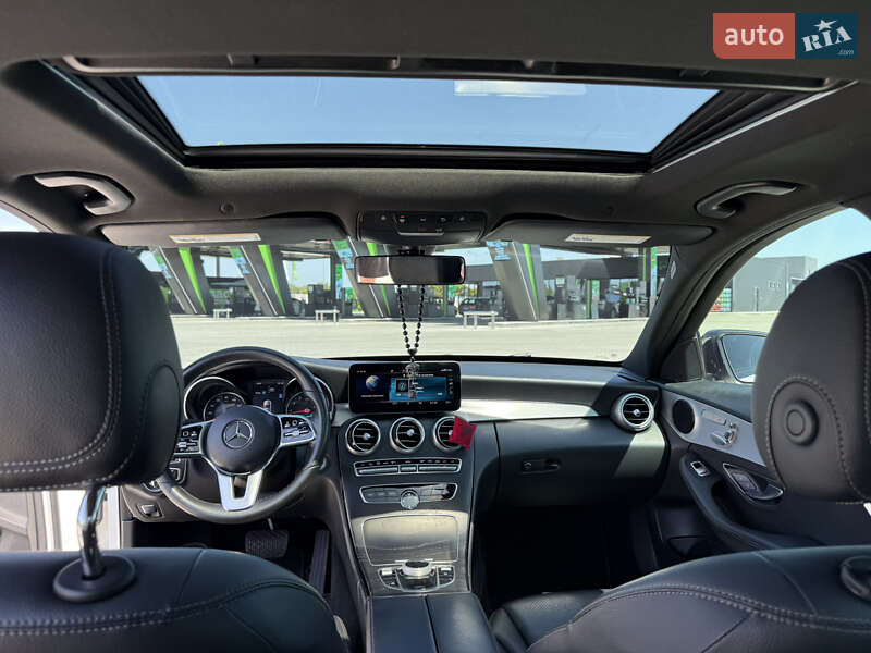 Седан Mercedes-Benz C-Class 2018 в Львове