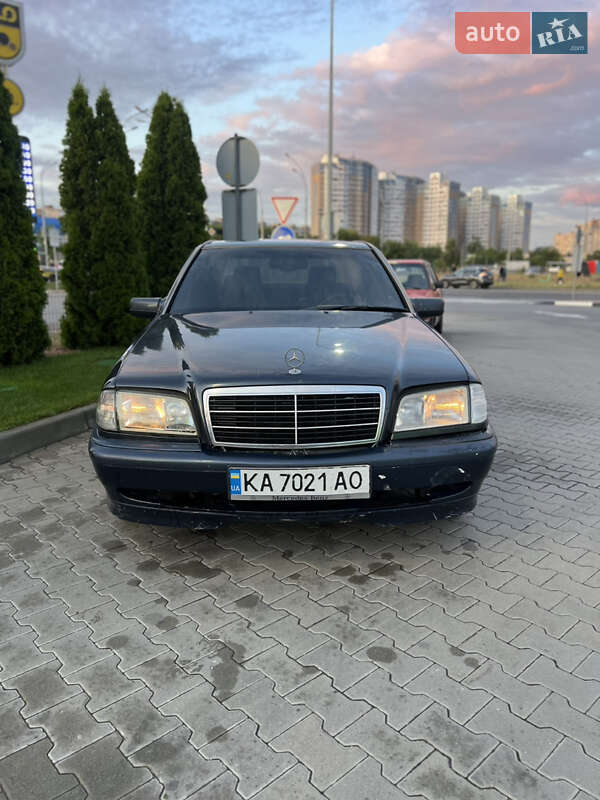 Седан Mercedes-Benz C-Class 1996 в Киеве фото 7 Седан Mercedes-Benz C-Class 1996 в Киеве