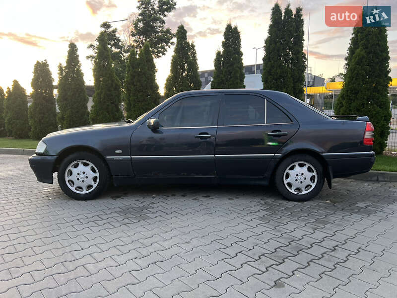 Седан Mercedes-Benz C-Class 1996 в Киеве фото 10 Седан Mercedes-Benz C-Class 1996 в Киеве