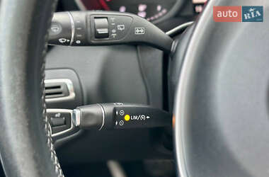 Универсал Mercedes-Benz C-Class 2015 в 