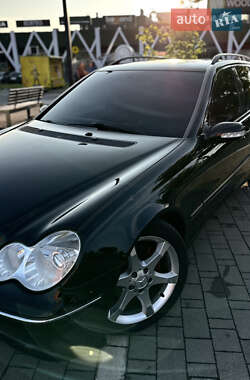 Универсал Mercedes-Benz C-Class 2002 в 