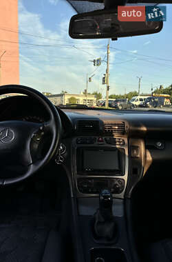 Универсал Mercedes-Benz C-Class 2002 в 