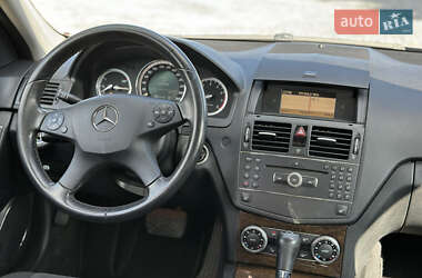 Седан Mercedes-Benz C-Class 2007 в 