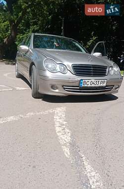 Седан Mercedes-Benz C-Class 2004 в Львове