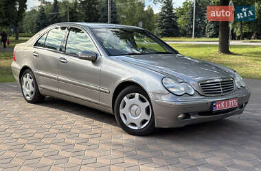 Седан Mercedes-Benz C-Class 2005 в 