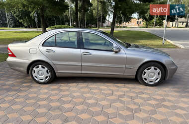 Седан Mercedes-Benz C-Class 2005 в 