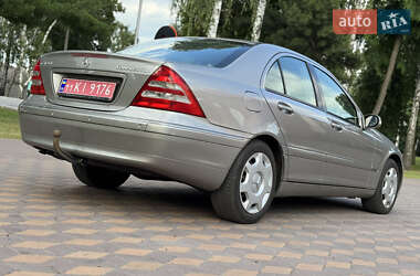 Седан Mercedes-Benz C-Class 2005 в 