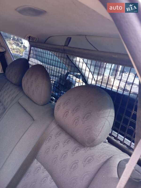 Універсал Mercedes-Benz C-Class 2003 в Рокитному