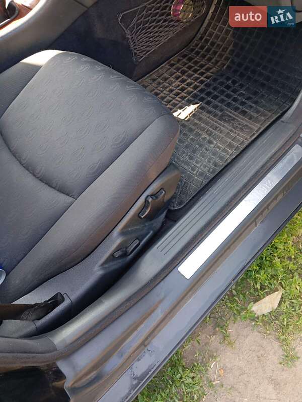 Універсал Mercedes-Benz C-Class 2003 в Рокитному