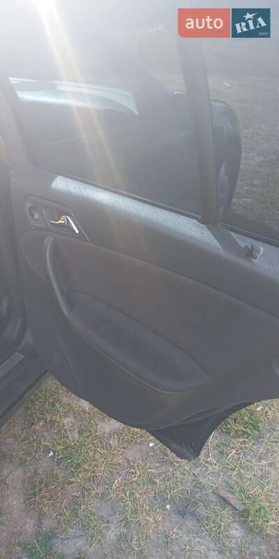 Універсал Mercedes-Benz C-Class 2003 в Рокитному