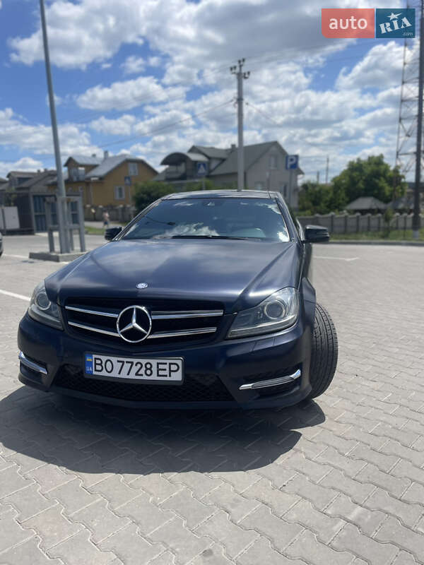 Купе Mercedes-Benz C-Class 2012 в Залещиках фото 4 Купе Mercedes-Benz C-Class 2012 в Залещиках
