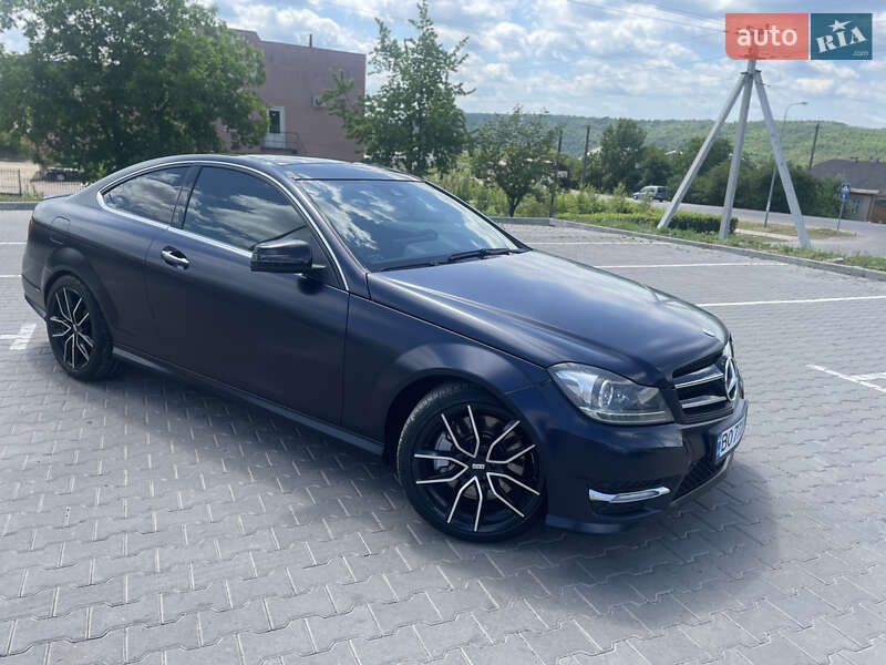 Купе Mercedes-Benz C-Class 2012 в Залещиках фото 12 Купе Mercedes-Benz C-Class 2012 в Залещиках