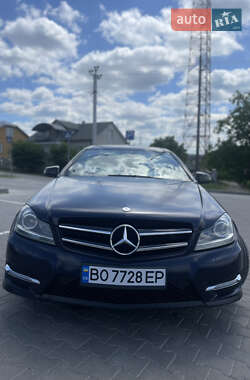 Купе Mercedes-Benz C-Class 2012 в 
