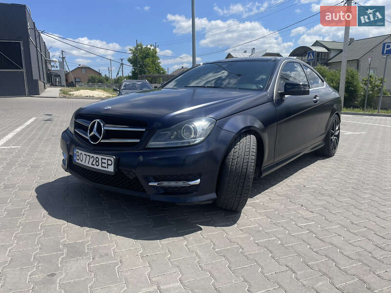 Купе Mercedes-Benz C-Class 2012 в Залещиках фото 29 Купе Mercedes-Benz C-Class 2012 в Залещиках