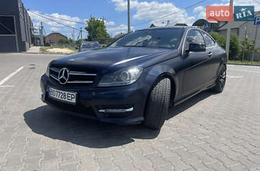 Купе Mercedes-Benz C-Class 2012 в 