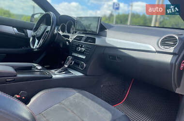 Купе Mercedes-Benz C-Class 2012 в 