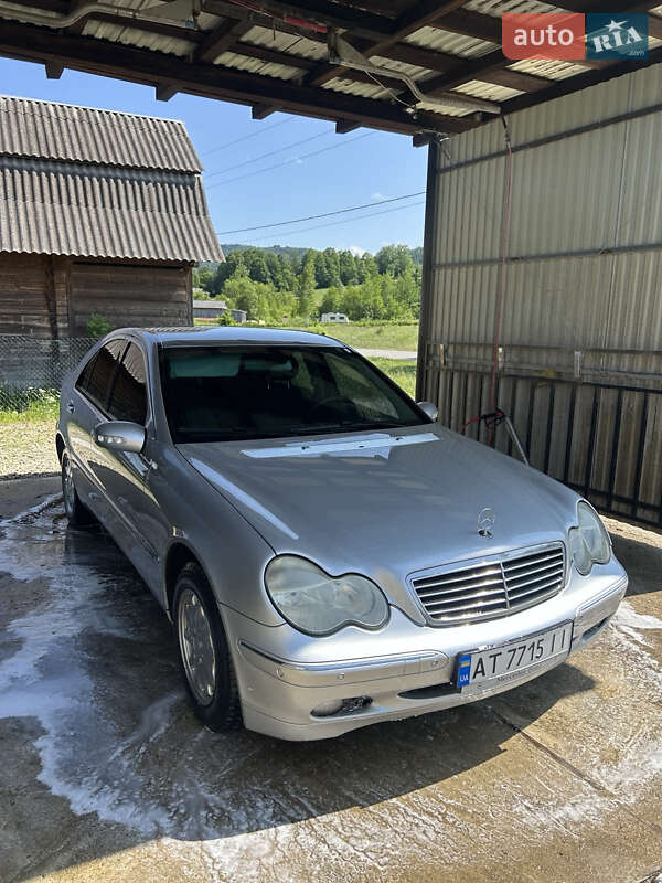 Седан Mercedes-Benz C-Class 2003 в Коломые