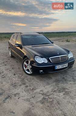 Універсал Mercedes-Benz C-Class 2005 в Віньківцях