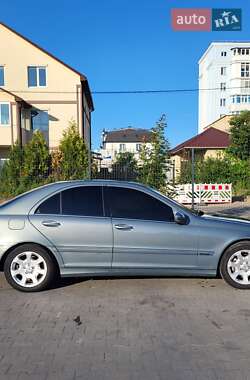 Седан Mercedes-Benz C-Class 2006 в 