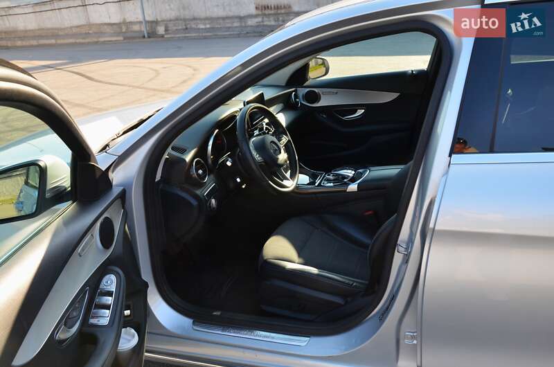 Седан Mercedes-Benz C-Class 2017 в Києві